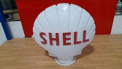 Lot 313 - SHELL GLASS GLOBE