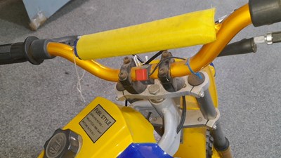 Lot 583 - CHILDS MINI MOTOR BIKE