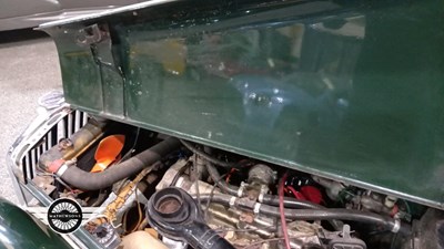 Lot 266 - 1989 HUTSON TF 1700