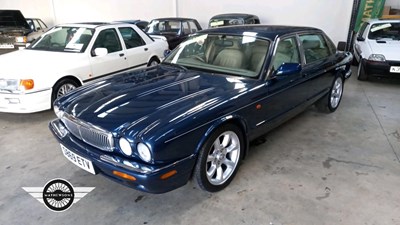 Lot 648 - 1998 JAGUAR SOVEREIGN V8 AUTO