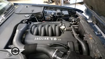 Lot 242 - 1998 JAGUAR SOVEREIGN V8 AUTO