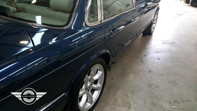 Lot 648 - 1998 JAGUAR SOVEREIGN V8 AUTO