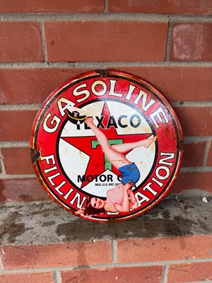 Lot 731 - TEXACO GASOLINE ENAMEL SIGN 12" DIA