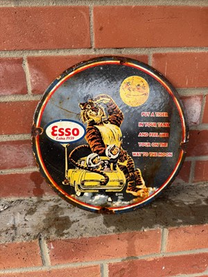 Lot 735 - ESSO PUT A TIGER IN YOUR TANK ENAMEL SIGN 12" DIA