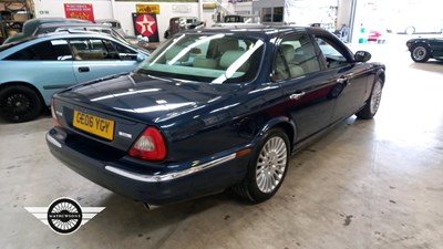 Lot 78 - 2006 JAGUAR XJ SPORT PREMIUM TDVI A