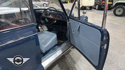 Lot 198 - 1968 MORRIS MINOR 1000