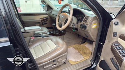 Lot 246 - 2004 FORD EXPLORER 4.6 V8 AUTO