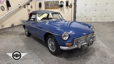 Lot 186 - 1966 MG B