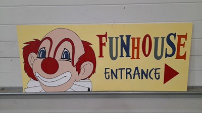 Lot 317 - FUNHOUSE ENTRANCE HAND PAINTED SIGN 482 X 20" ( all proceeds to charity )