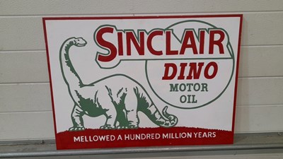 Lot 609 - SINCLAIR DINO MOTOR OIL HAND PAINTED SIGN 28" X 20"