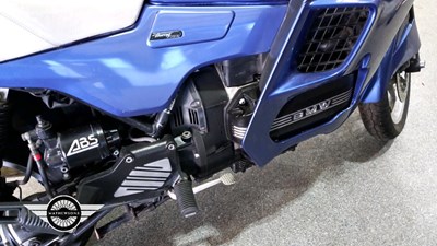 Lot 322 - 1993 BMW K1100LT