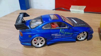 Lot 208 - SELECTION OF 1/24 SCALE DIE CAST MODELS