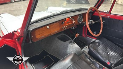 Lot 462 - 1963 TRIUMPH HERALD 1200