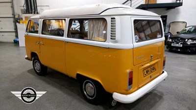 Lot 356 - 1492 VOLKSWAGEN T2 TRANSPORTER VAN