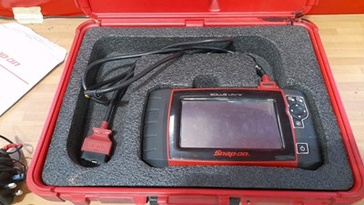 Lot 328 - SNAP ON SOLUS ULTRA DIAGNOSTIC TOOL