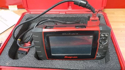Lot 328 - SNAP ON SOLUS ULTRA DIAGNOSTIC TOOL