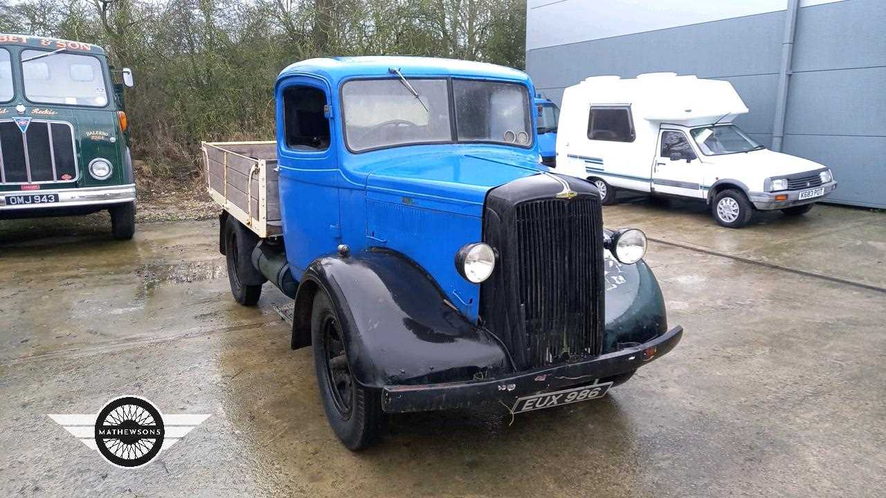 Lot 622 - 1948 MORRIS COMMERCIAL