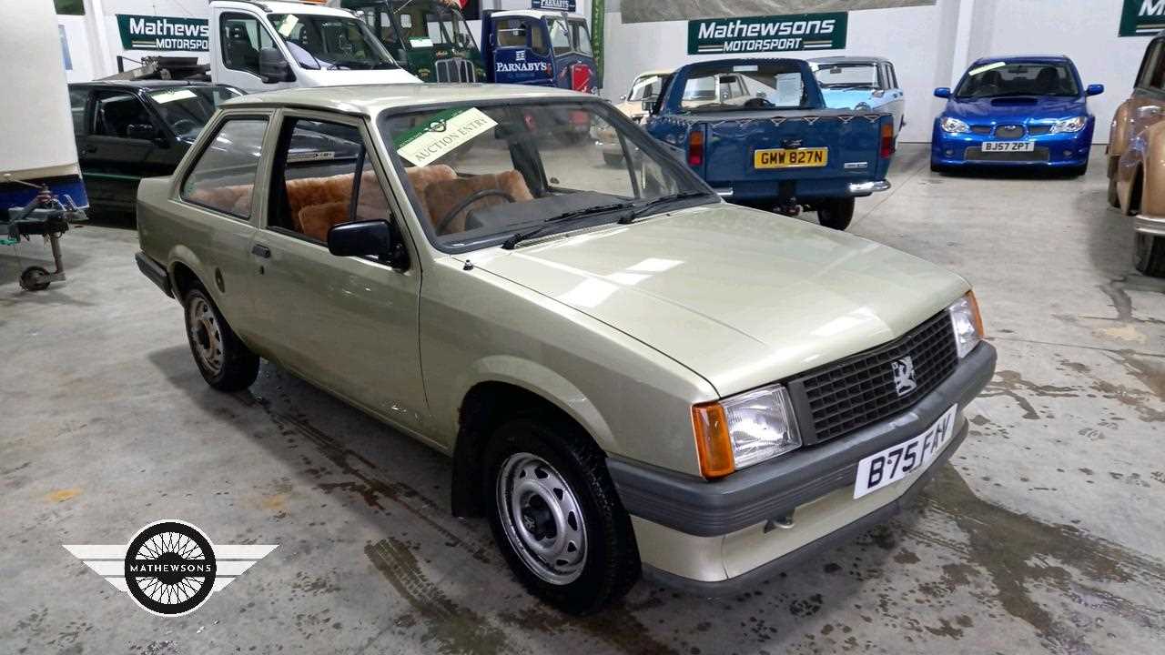 Lot 454 - 1985 VAUXHALL NOVA