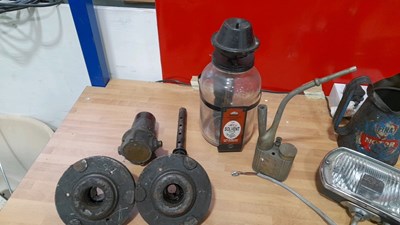 Lot 197 - SELECTION OF OIL JUGS & CAR PARTS