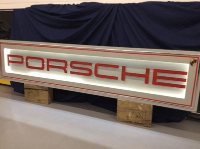 Lot 116 - LARGE ILLUMINATED PORSCHE SIGN