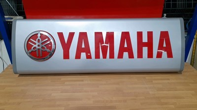 Lot 267 - YAMAHA DEALER LIGHT UP SIGN 47" X 16"