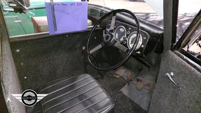 Lot 426 - 1957 AUSTIN TAXI