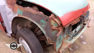 Lot 644 - COMMER COB VAN