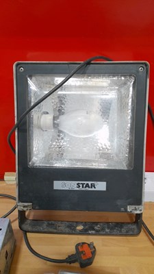 Lot 877 - SELECTION OF CAR BULBS , CAR RADIOS , SWITCHED & A OUTSIDE SEARCHLIGHT