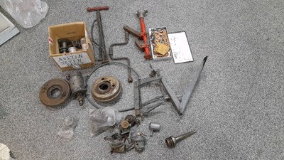 Lot 885 - AUSTIN SEVEN CAR PARTS