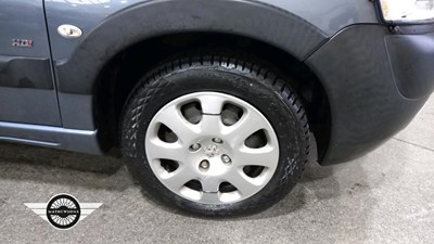 Lot 784 - 2007 PEUGEOT PARTNER COMBI