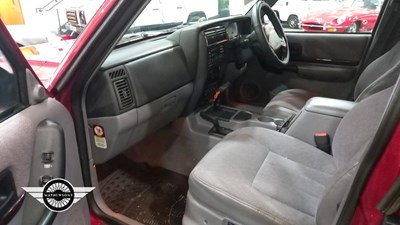 Lot 744 - 1999 JEEP CHEROKEE LIMITED A