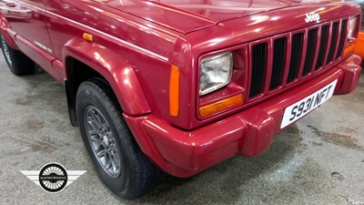 Lot 744 - 1999 JEEP CHEROKEE LIMITED A