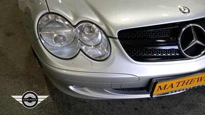 Lot 24 - 2003 MERCEDES SL 350 AUTO