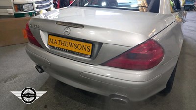 Lot 24 - 2003 MERCEDES SL 350 AUTO