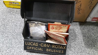 Lot 831 - 6 X BOXES OF CAR RELATED MEMORABILIA
