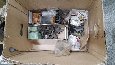 Lot 831 - 6 X BOXES OF CAR RELATED MEMORABILIA