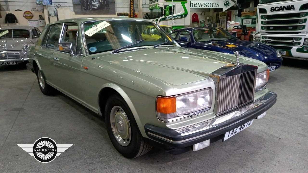 Lot 880 - 1982 ROLLS ROYCE