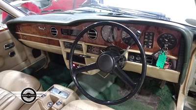 Lot 880 - 1982 ROLLS ROYCE
