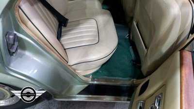 Lot 880 - 1982 ROLLS ROYCE