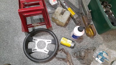 Lot 585 - CAR RAMPS, TOWING PARTS + A FRAME