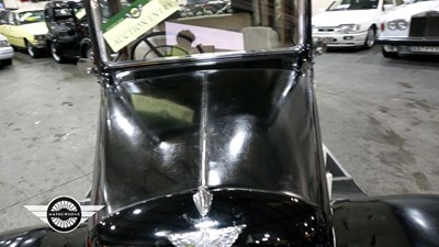 Lot 85 - 1935 AUSTIN 16 YORK