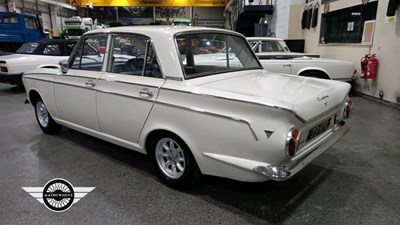 Lot 566 - 1964 FORD CORTINA SUPER