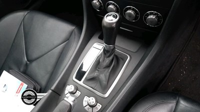 Lot 238 - 2006 MERCEDES SLK 350 AUTO