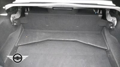 Lot 238 - 2006 MERCEDES SLK 350 AUTO