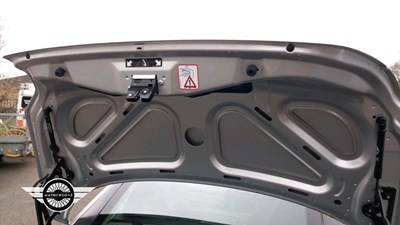 Lot 238 - 2006 MERCEDES SLK 350 AUTO