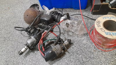 Lot 593 - 6 BOXES OF AUTOMOBILE ELECTRIC + DISTRIBUTOR PARTS