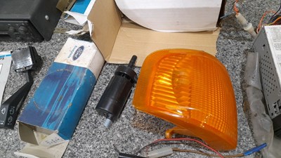 Lot 575 - VARIOUS OLD FORD PARTS + AUTOJUMBLE PARTS