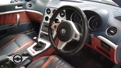 Lot 14 - 2008 ALFA ROMEO SPIDER JTS