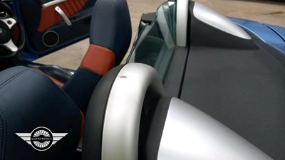 Lot 14 - 2008 ALFA ROMEO SPIDER JTS