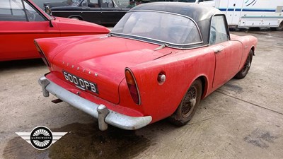 Lot 402 - 1960 SUNBEAM ALPINE